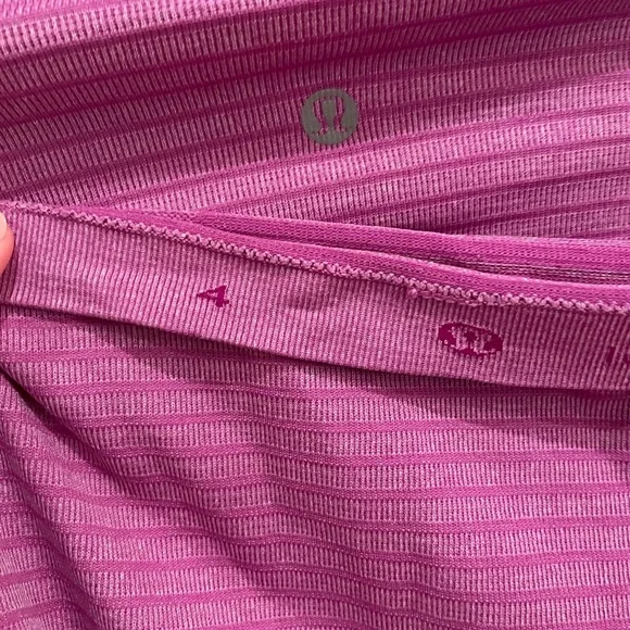 Lululemon swiftly tee - Picture 3 of 3